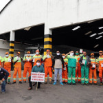 Dia do Trabalhador da Limpeza: distribuição de milhares de kits de proteção pelo SIEMACO-SP movimenta garagens e alojamentos