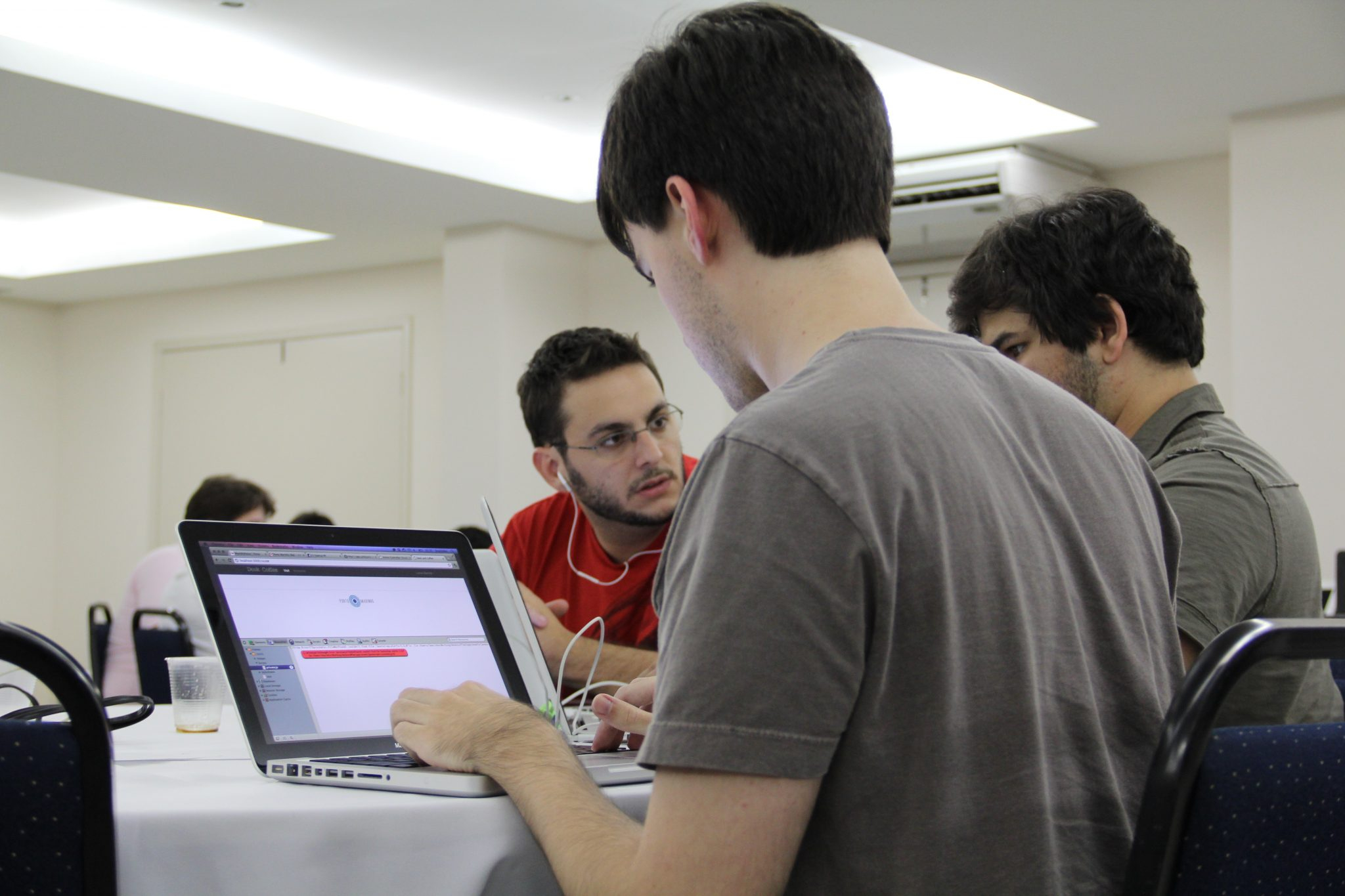 Cresce o número de jovens que rejeitam as formas tradicionais de emprego