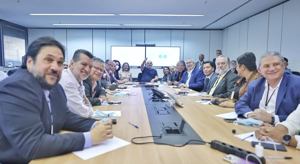 Sindicalistas são recebidos por Lula para debar o mercado de trabalho