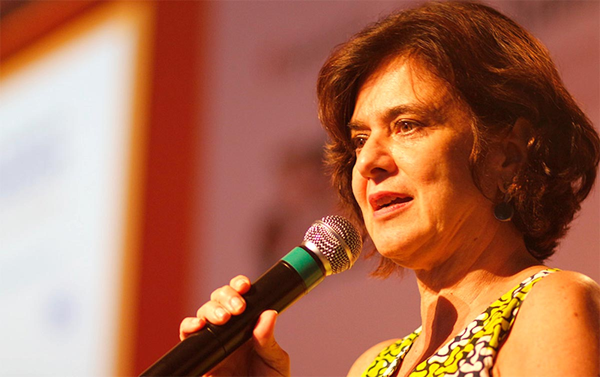 Desvendando o primeiro revogaço de Nísia Trindade na Saúde