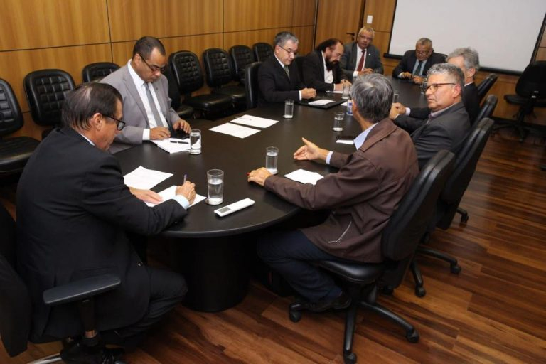 Bancada dos trabalhadores no Codefat se reúnem com Luiz Marinho