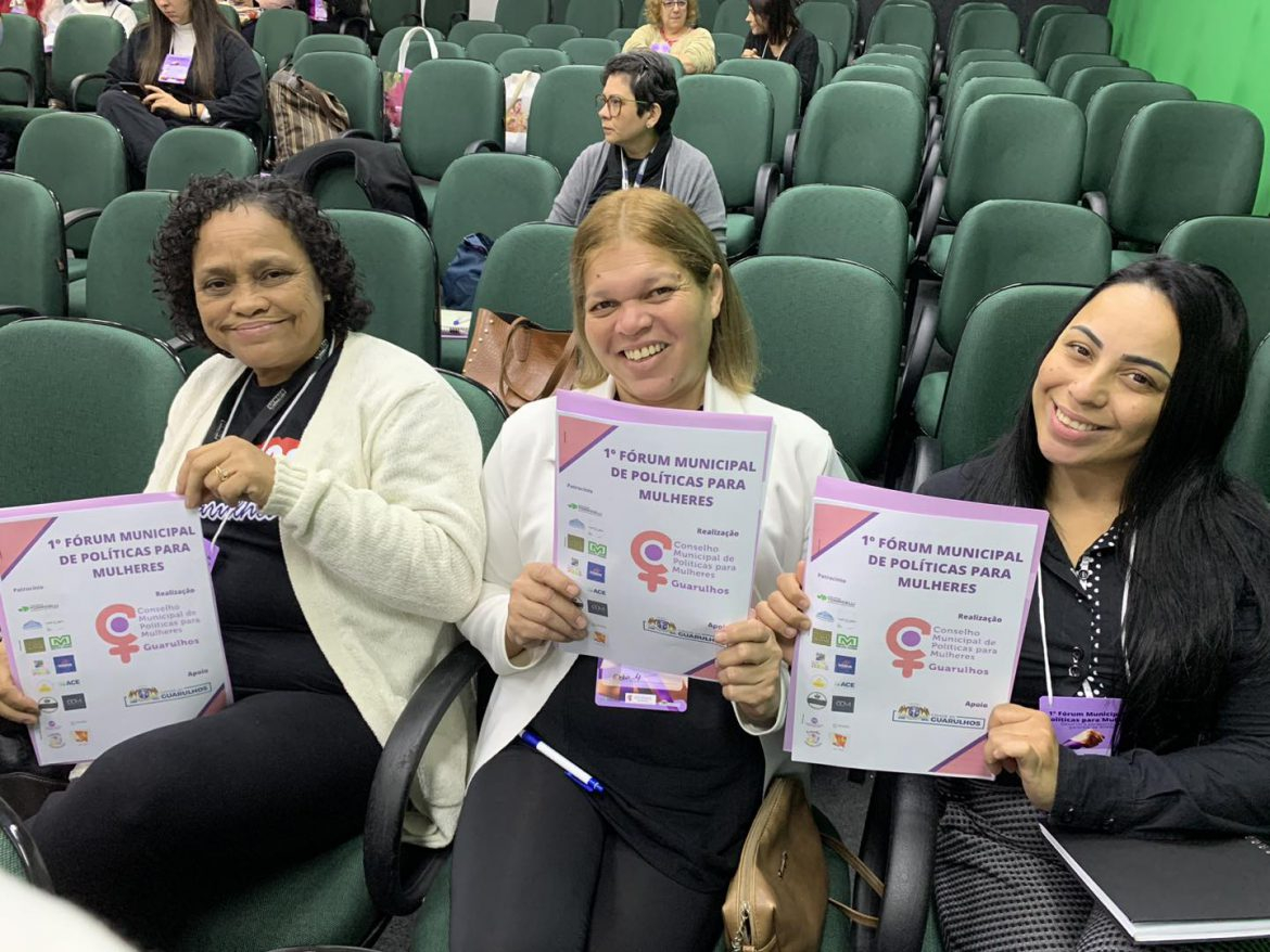 Equipe de assessoras do SIEMACO GUARULHOS participam do 1º Fórum Municipal de Política para Mulheres