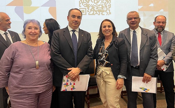 UGT TOMA POSSE NA CONAETI