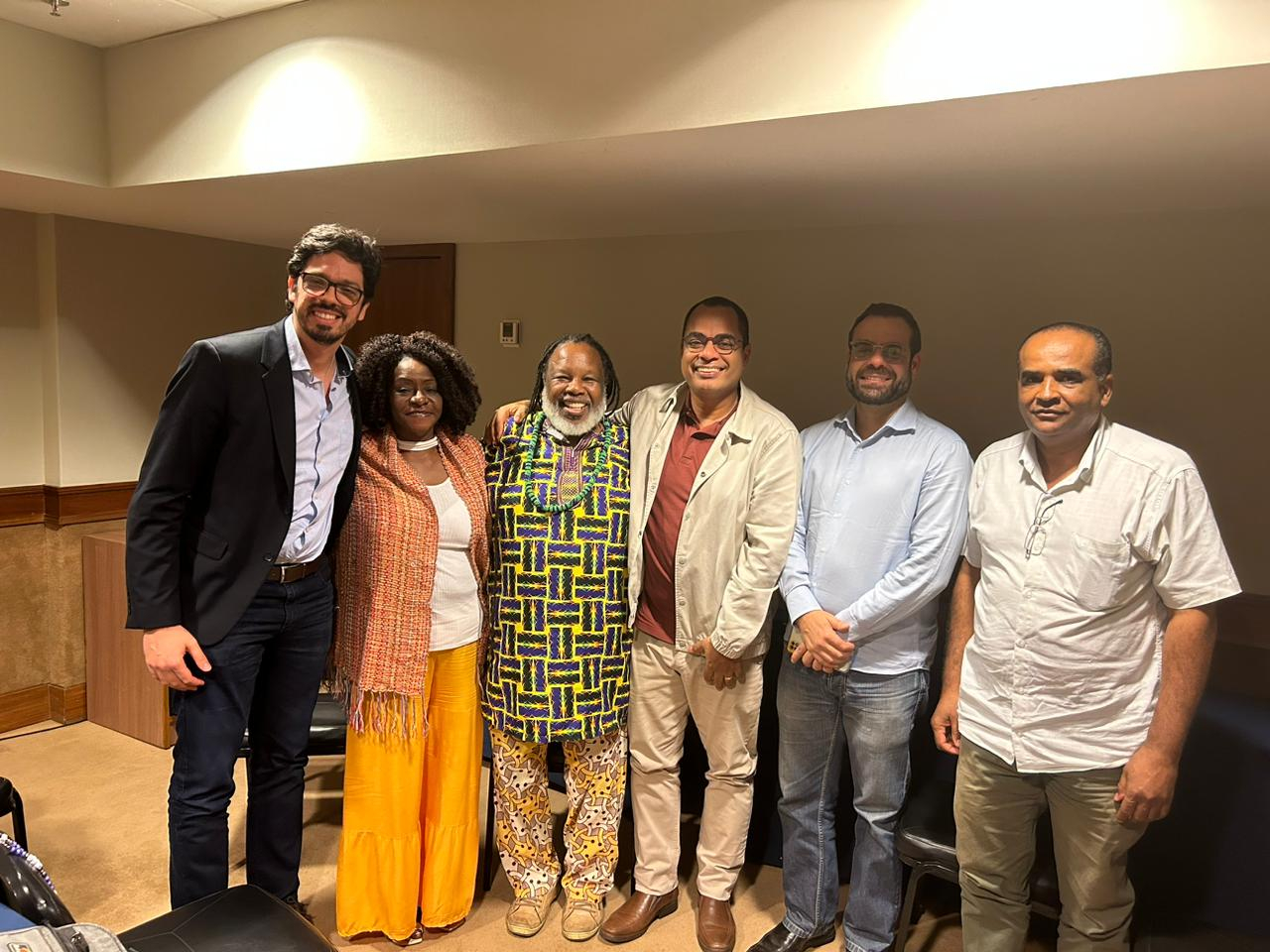 Com representantes dos governos federal e estadual, UGT debate projetos para Niterói