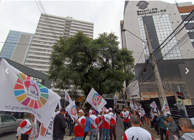 SINEEPRES PRESTA SOLIDARIEDADE EM ATO DE APOIO AO SINDICON