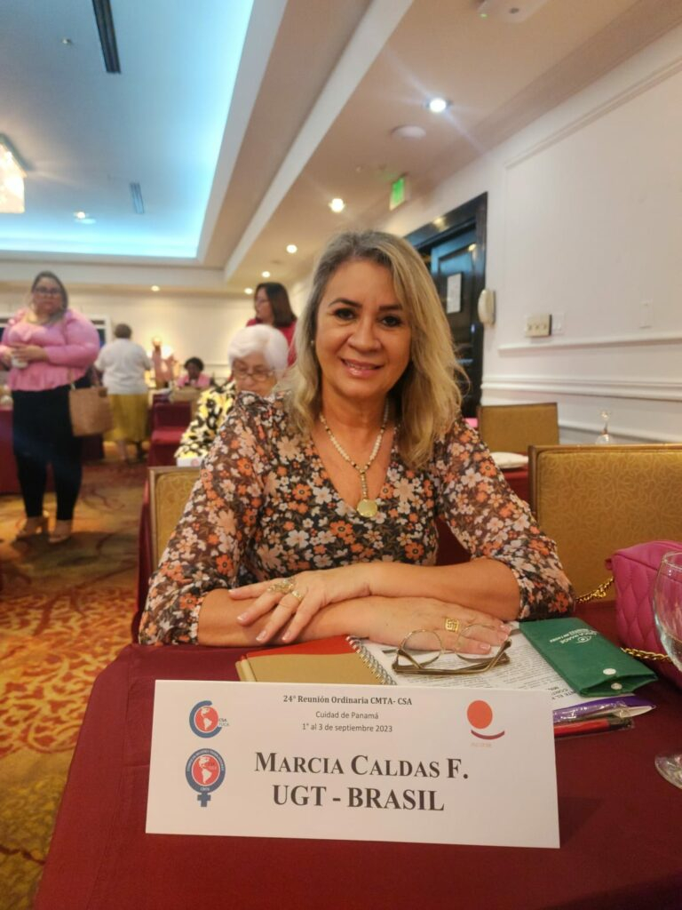 RESPEITO, OPORTUNIDADE E DIGNIDADE À MULHER