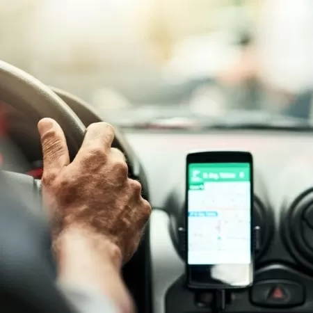 GOVERNO ESTUDA SOLUÇÃO PARA TRABALHADORES DE APPS TEREM COBERTURA DO INSS