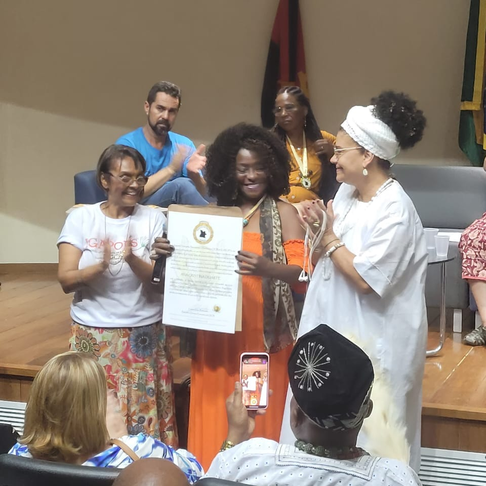 Secretária da Diversidade Humana da UGT recebe Comenda Manguixi