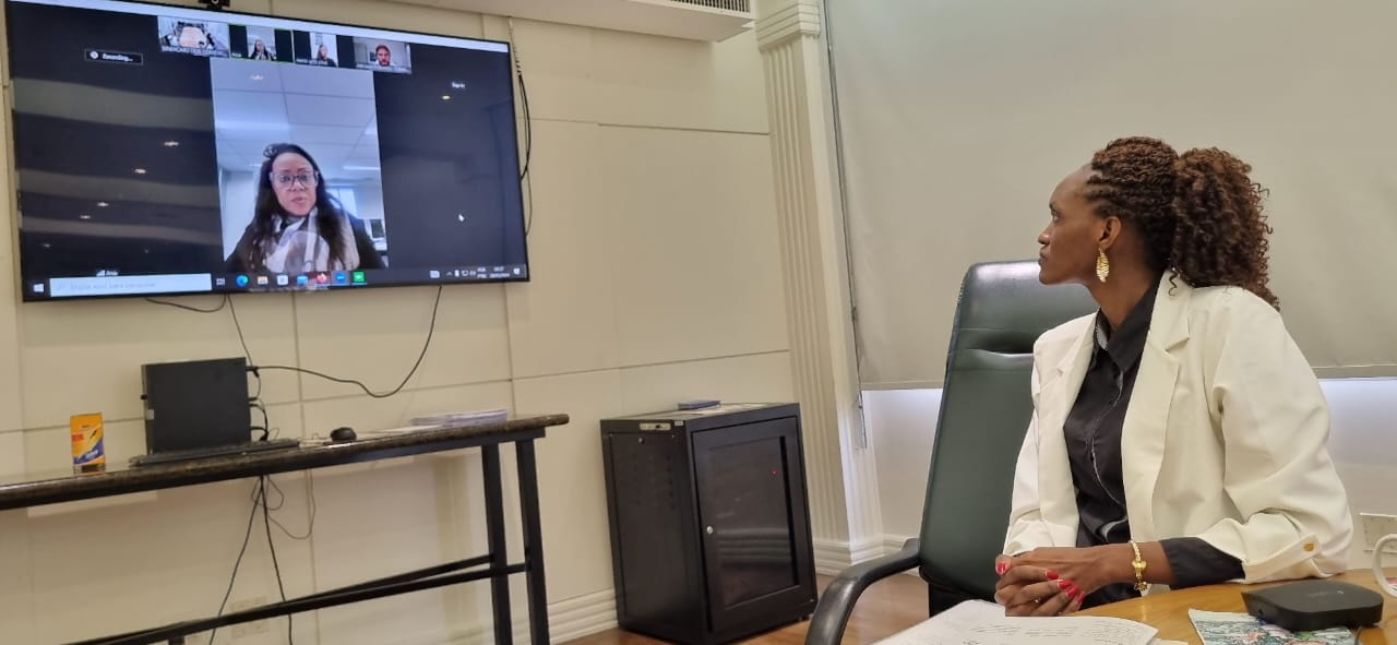 Reunião Estratégica Discute Empoderamento de Mulheres Refugiadas e Periféricas