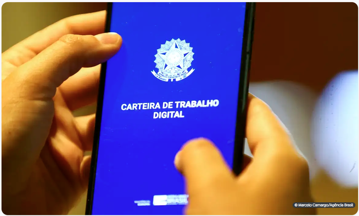 Taxa de desemprego no primeiro trimestre cai para 7,9%