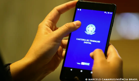 Brasil criou 137,3 mil postos formais de trabalho em janeiro