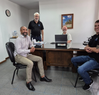 Fecep recebe visita do Presidente do SIMERC