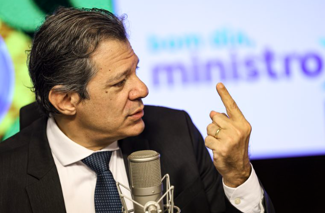 Isenção do Imposto de Renda será equivalente a um 14º salário, diz Haddad