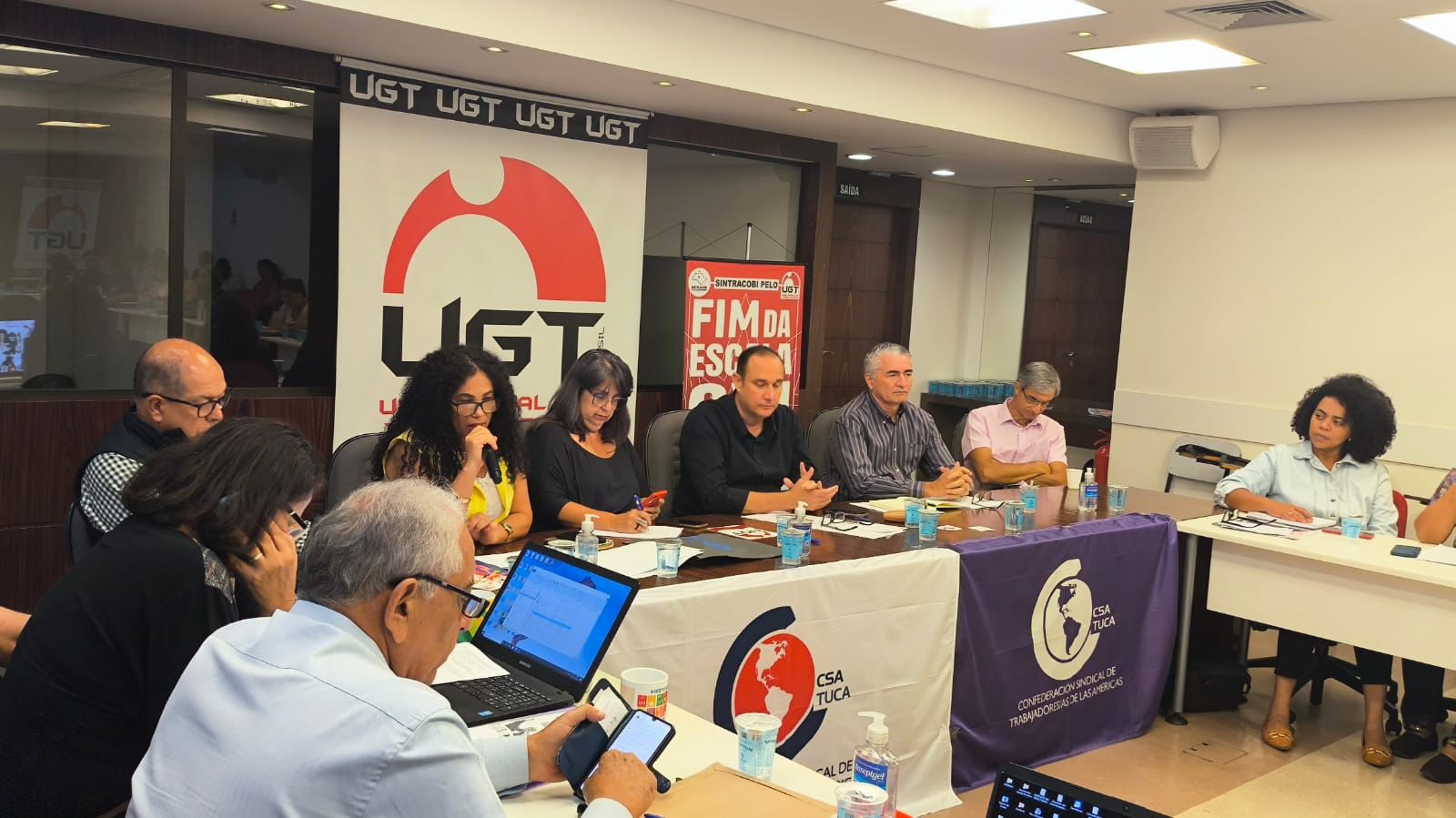 Seminário debate desafios e avanços na cadeia produtiva têxtil-vestuário no Brasil
