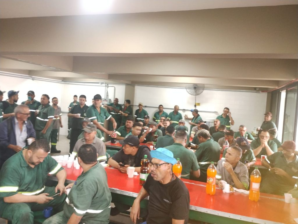 Assembleia com os trabalhadores do Setor de Manutenção na Via Sudeste Leste