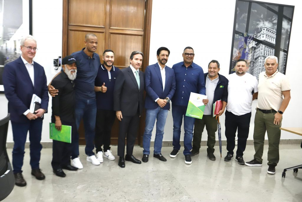Diretores do Sindicato se reúnem com prefeito de São Paulo Ricardo Nunes e apresentam reivindicações da categoria