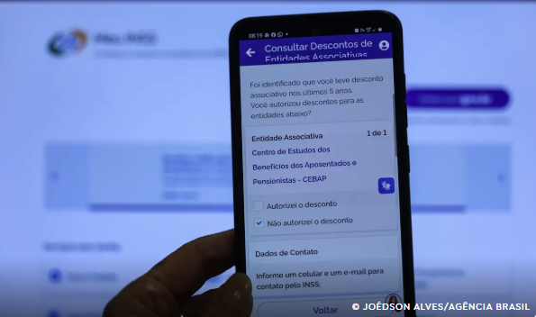 INSS começa a devolver a aposentados mensalidades associativas