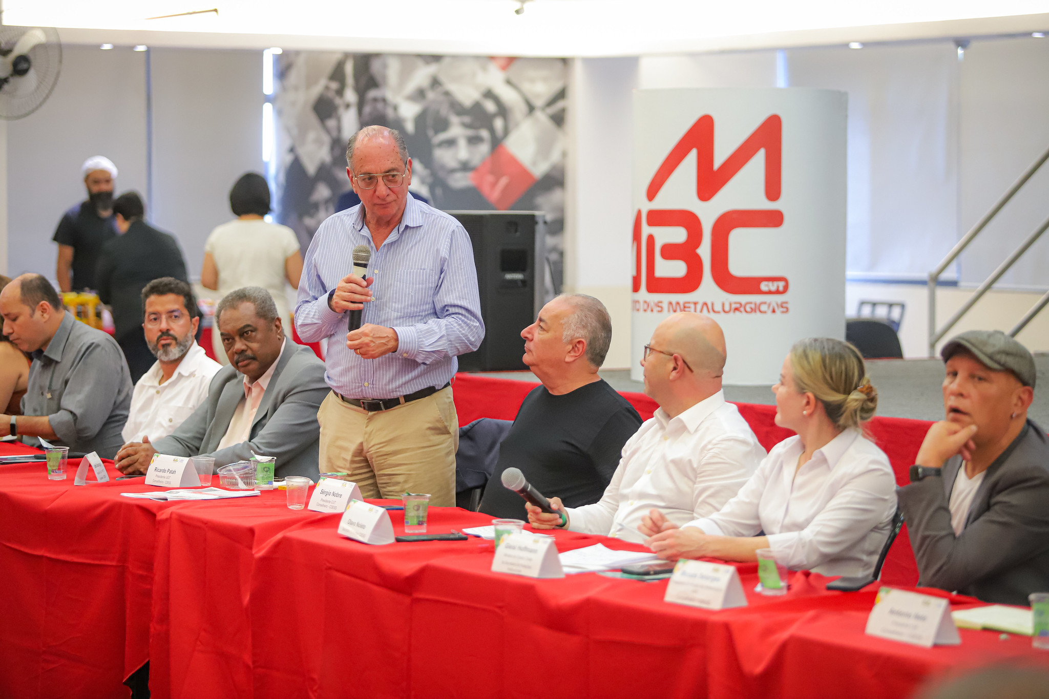 Presidente da UGT participa de reunião com  e ministra Greisi Hoffmann