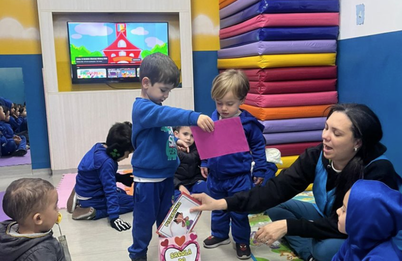 Afeto, reencontros e alegria no retorno às aulas da Creche SIEMACO – Centro Educacional Aida Visconde Bastos