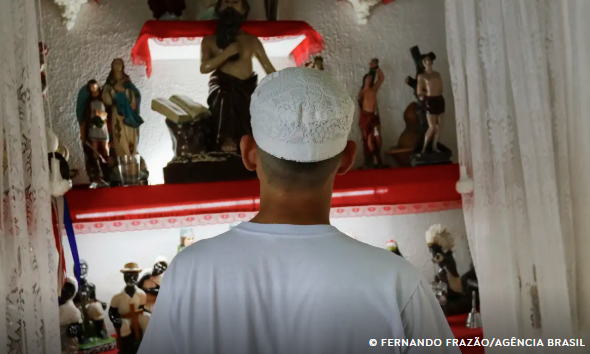 Como reconhecer o racismo religioso no ambiente de trabalho