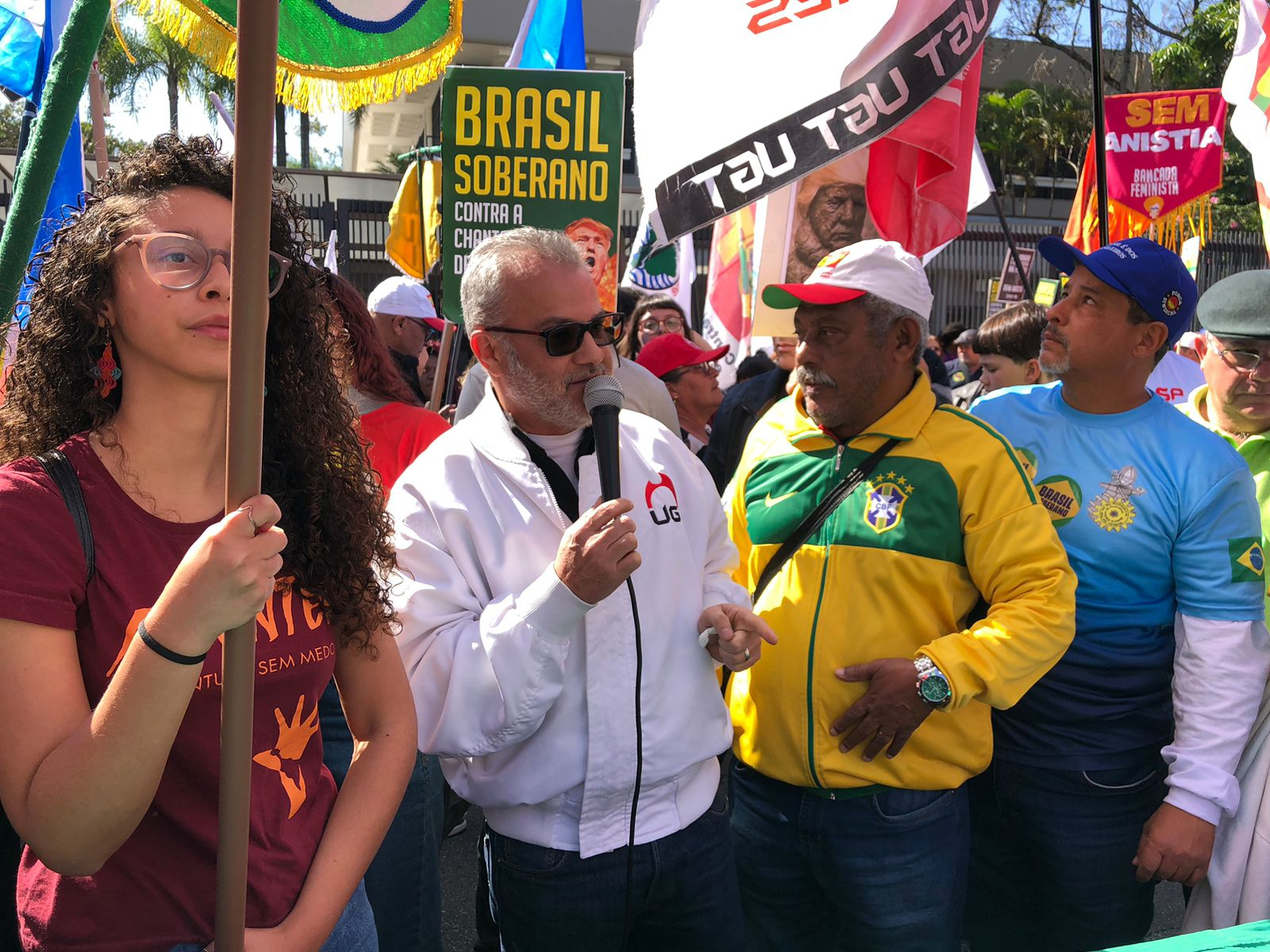 Em defesa da soberania e contra o tarifaço: UGT participa de atos em todo o Brasil