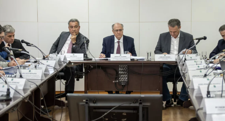 Empresas querem crédito barato, redução de impostos e ajuda para proteger empregos contra tarifaço