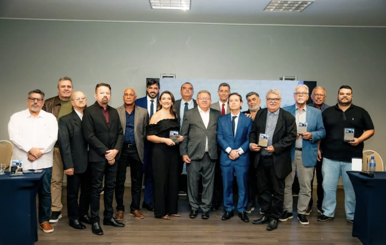 Sindicato de Petrolina inaugura sede e empossa Diretoria