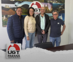 APP Sindicato e UGT discutem condições de trabalho nas escolas do Paraná