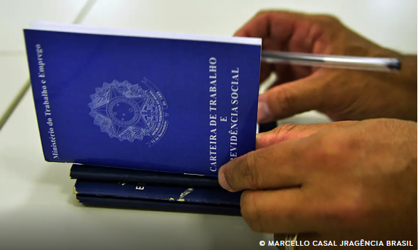Brasil cria mais de 147 mil empregos com carteira assinada em agosto
