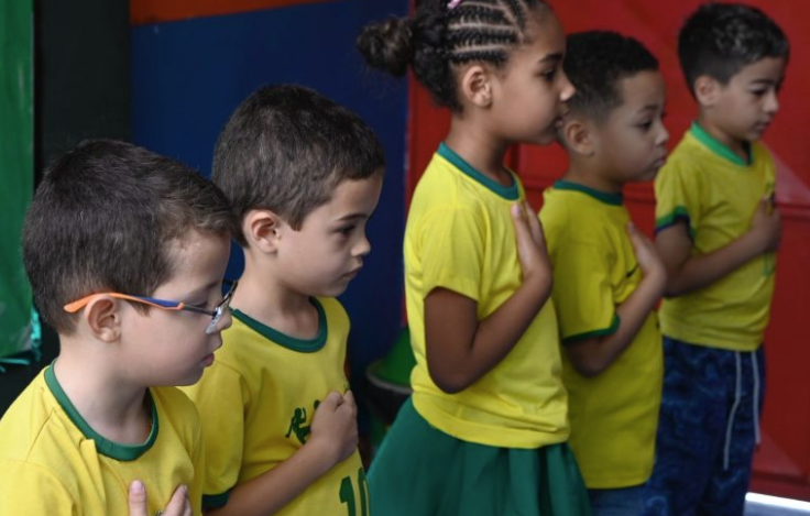 Creche SIEMACO-SP realiza teatro infantil e celebra o 7 de Setembro com momento cívico