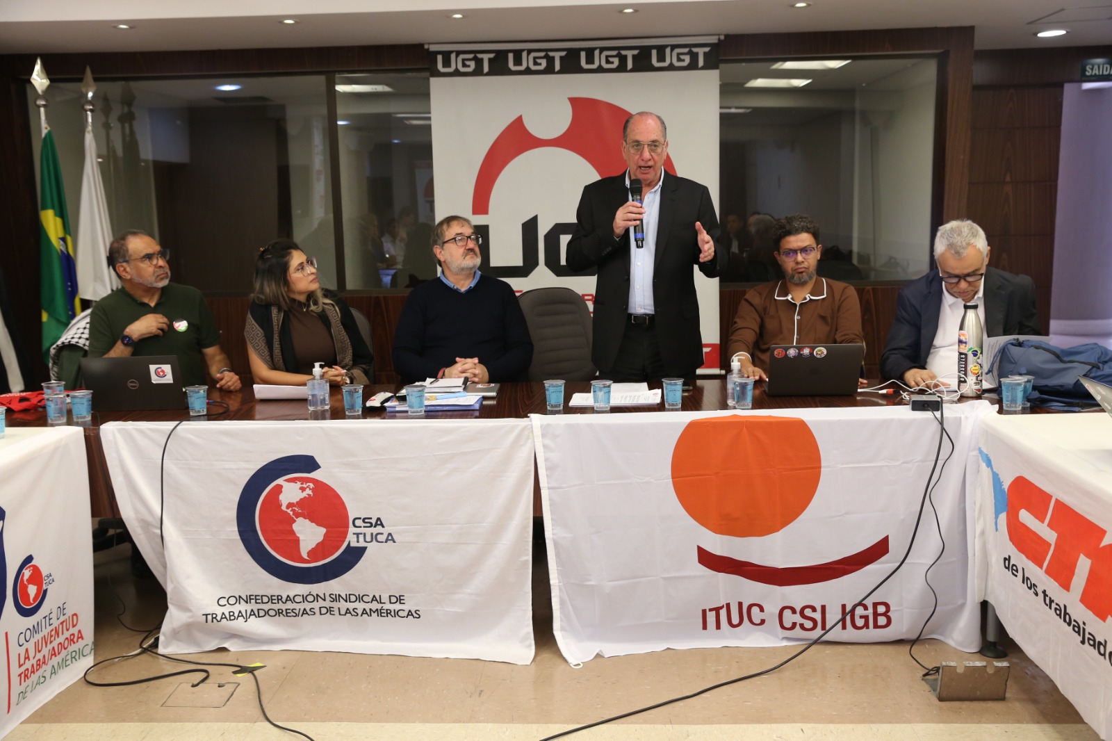 UGT recebe Oficina da CSA e reforça papel do sindicalismo internacional na defesa da democracia