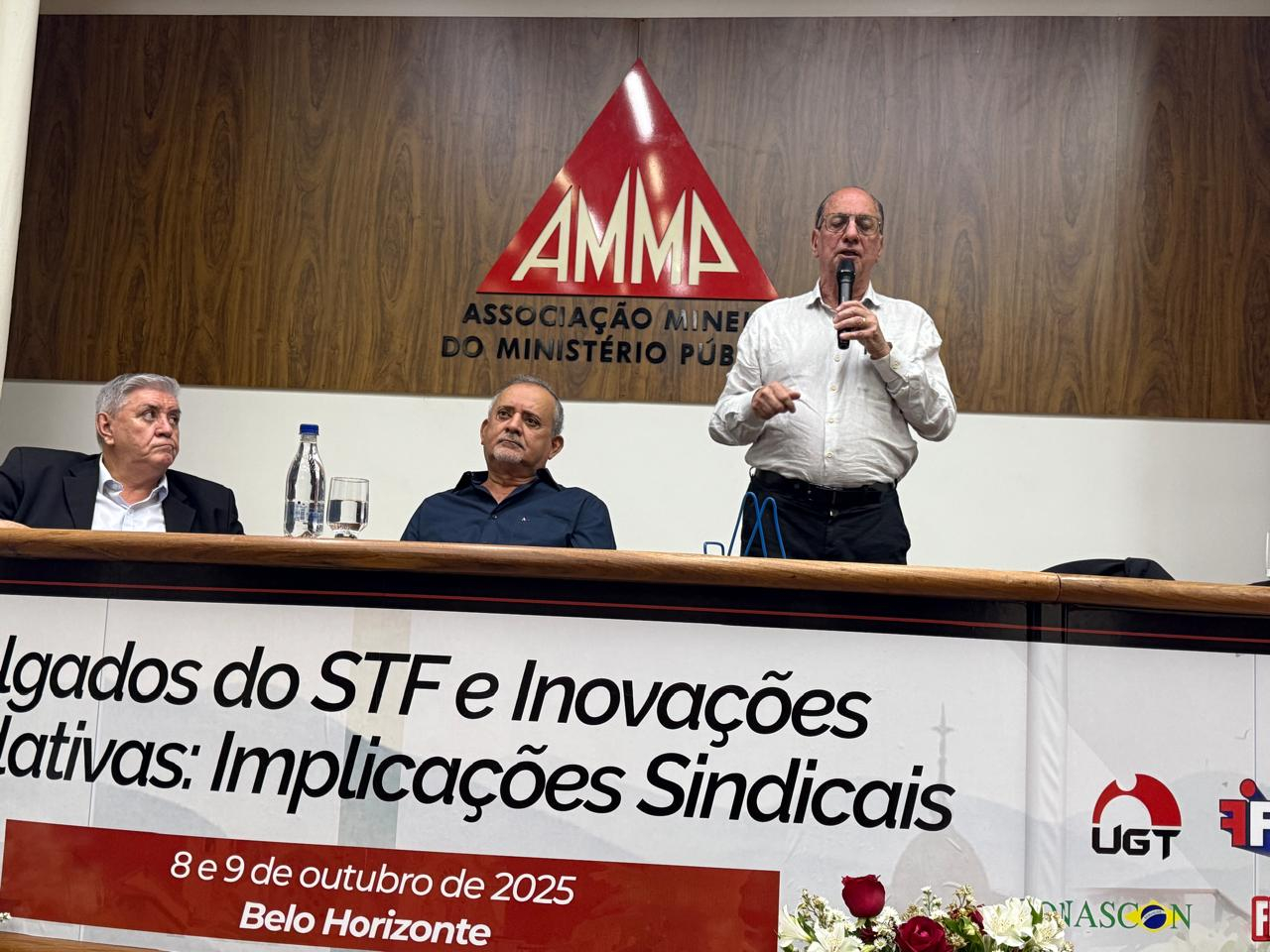 RICARDO PATAH PRESTIGIA EVENTO SOBRE JULGADOS DO STF EM BELO HORIZONTE