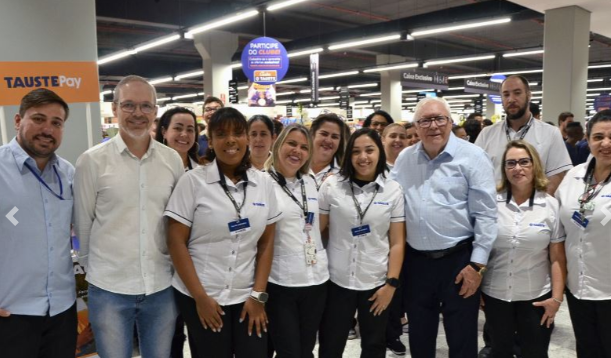 Sindicato de Taubaté participa de inauguração de nova unidade do Supermercado Tauste