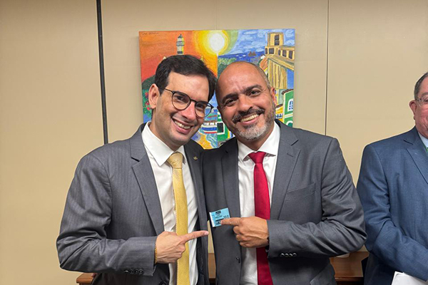 Marcelo Carvalho destaca papel de Leo Prates em projeto que garante estabilidade ao movimento sindical