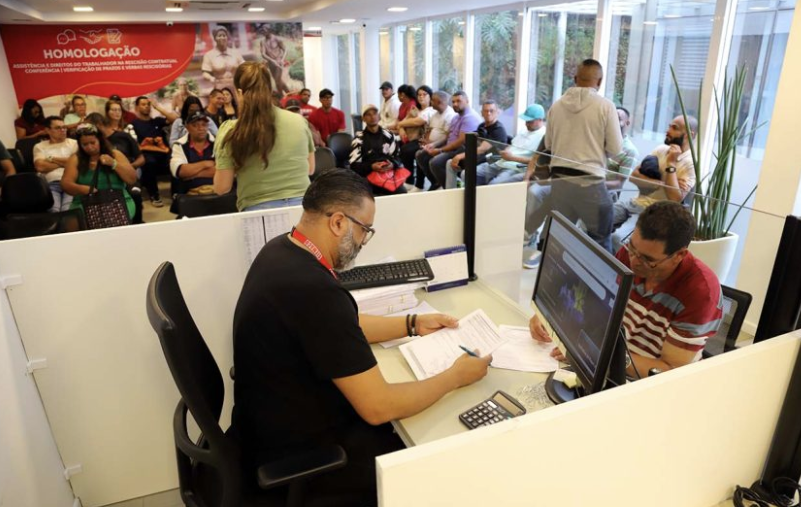 SIEMACO-SP realiza mais de 2 mil homologações e garante realocação de trabalhadores na Limpeza Urbana