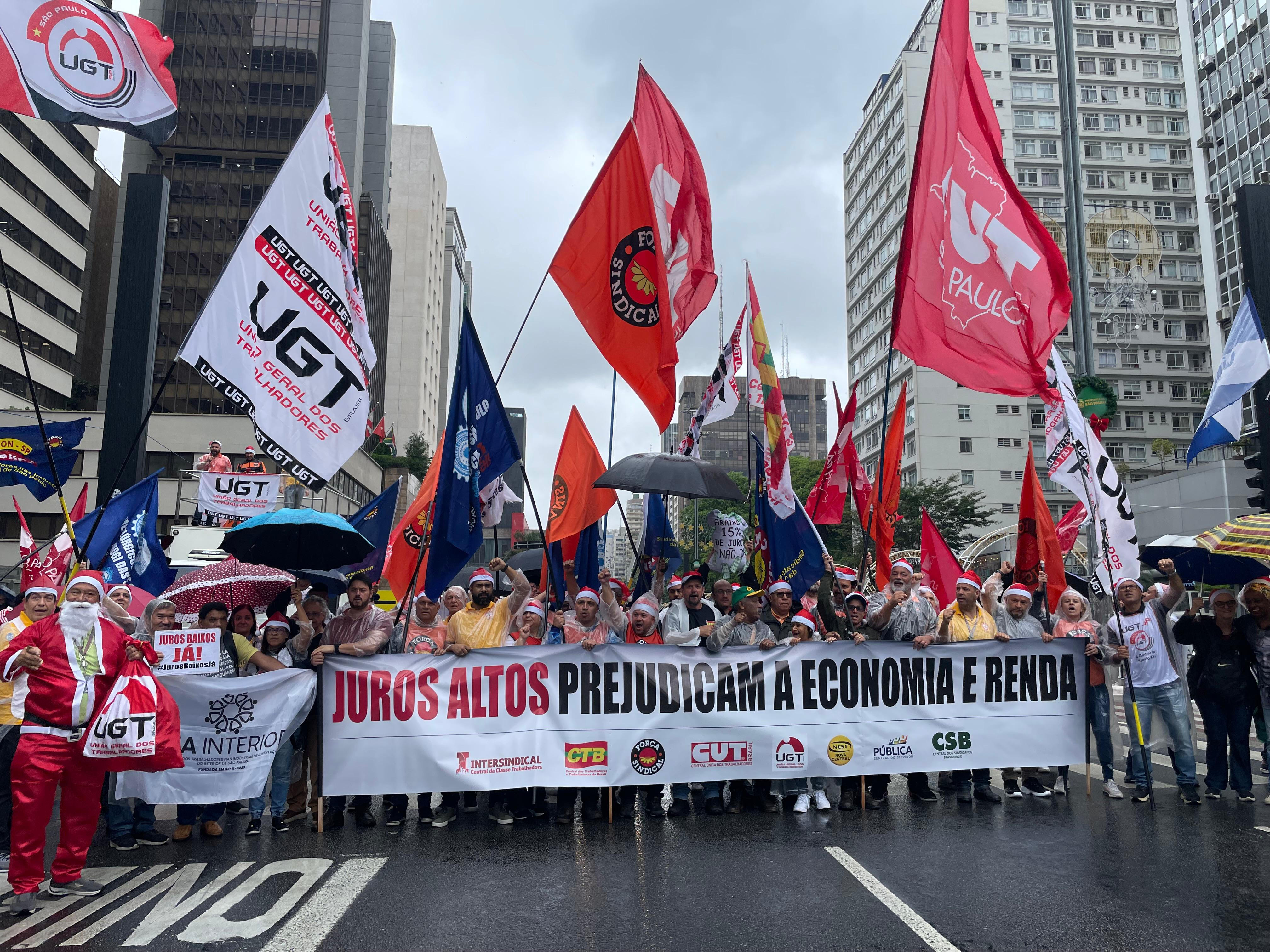Na linha de frente: UGT e Comerciários de SP pressionam Banco Central por redução urgente dos juros