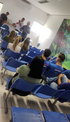 Trabalhadores da Santo André Alimentos debatem convenção coletiva em Itapetininga