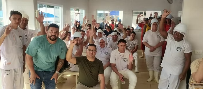 Trabalhadores do Frigorífico Brumati aprovam acordo com implantação da PLR