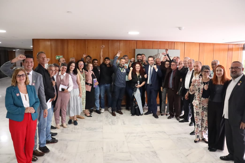 UGT na defesa da regulação do trabalho em aplicativos