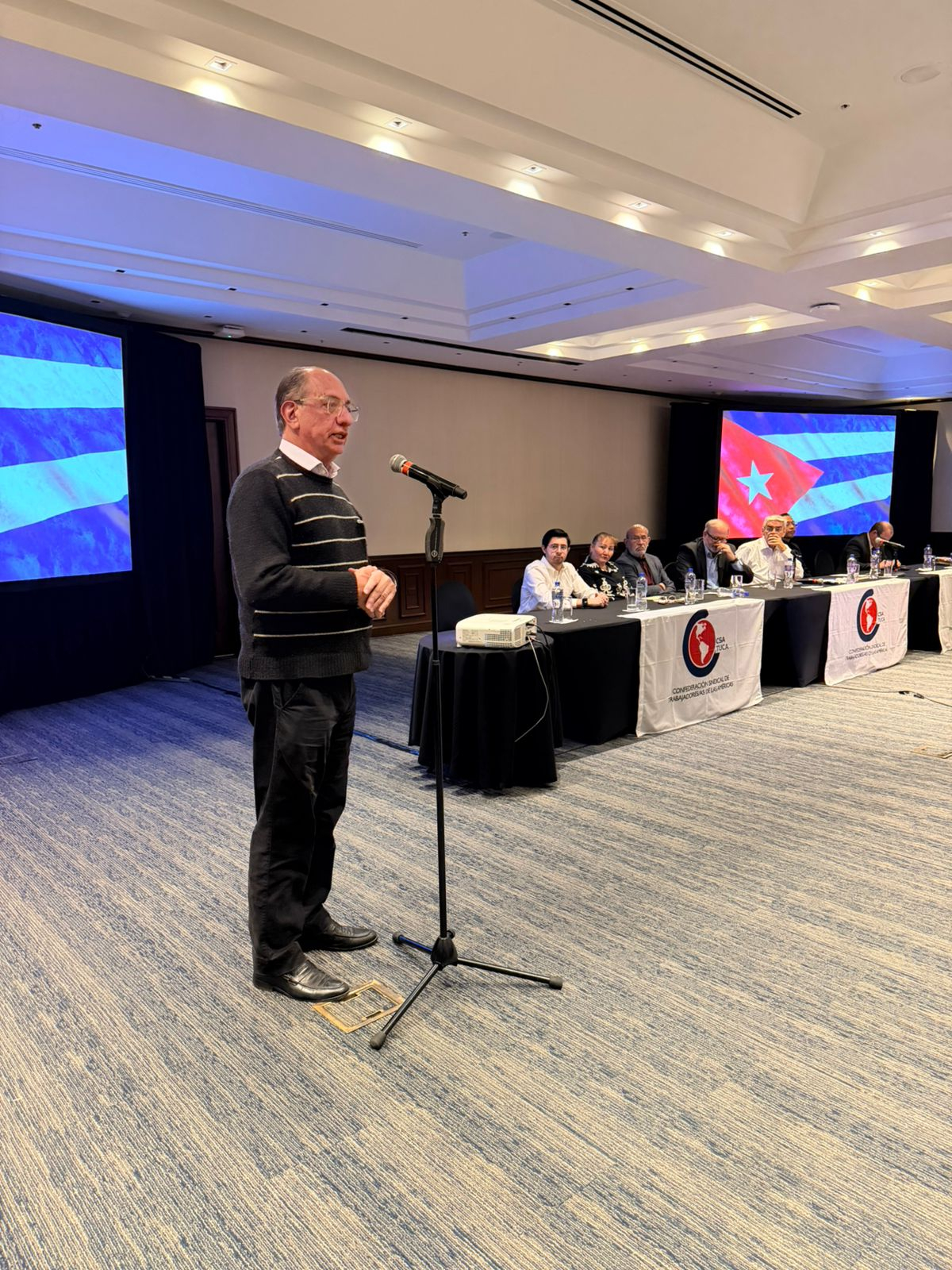 Na Cidade do México, Ricardo Patah participa de agenda continental da CSA em defesa de Cuba e da solidariedade entre os povos