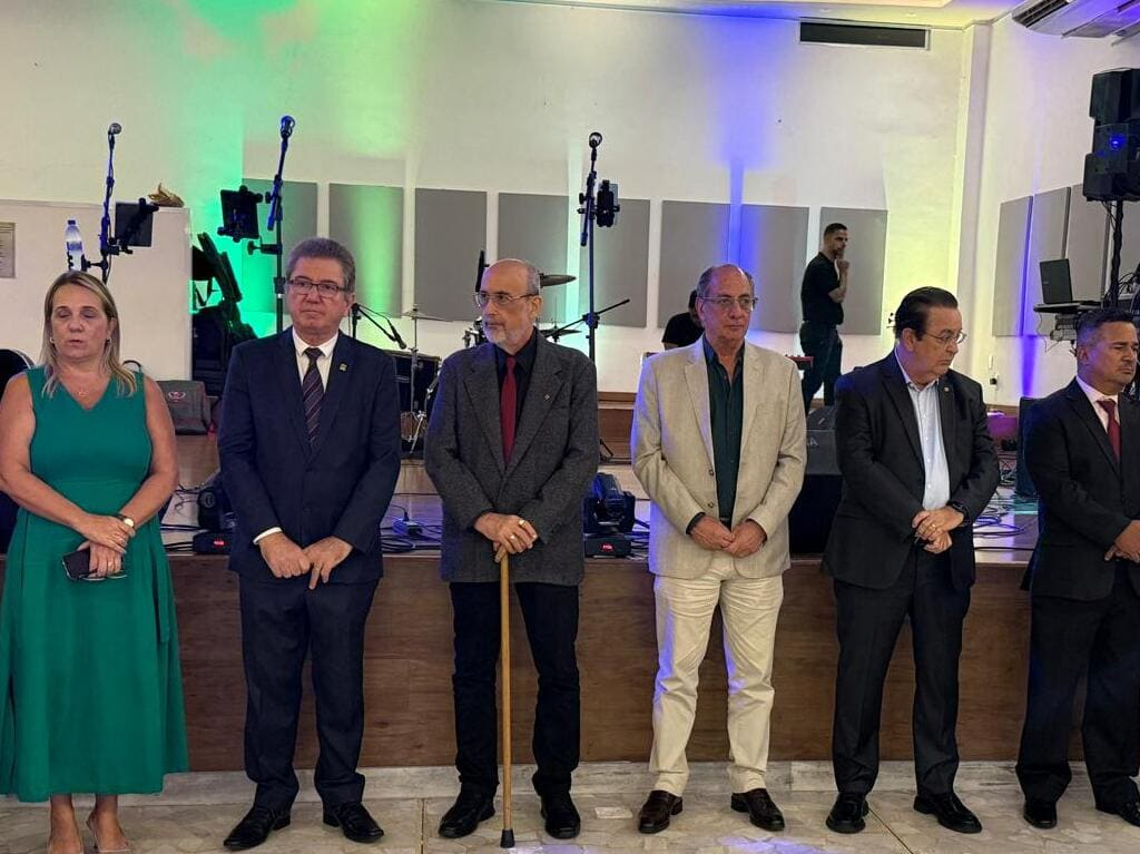 Nova Diretoria dos comerciários de Santos reafirma o valor da unidade para avançar em conquistas econômicas e trabalhistas!