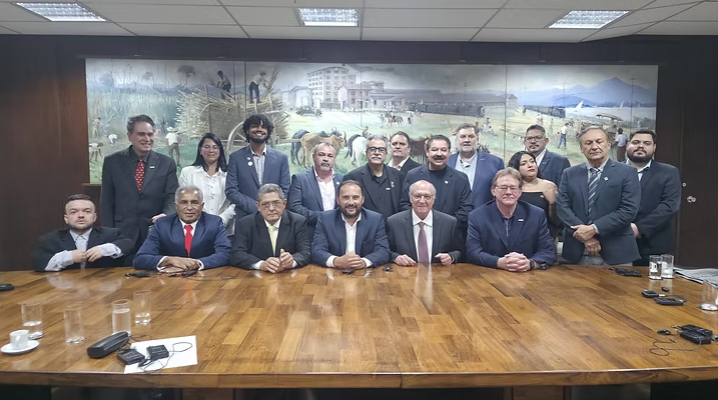 Poderes da República recebem delegação da FITIASP e da UFCW em Brasília: Um marco de solidariedade internacional