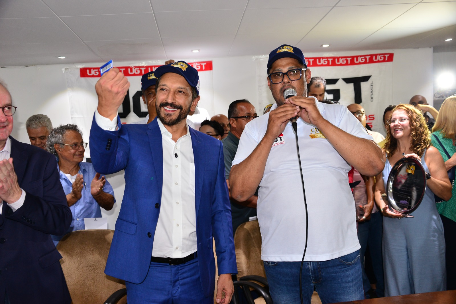 Prefeito Ricardo Nunes é aclamado e recebe grande homenagem da categoria em evento no Sindicato dos Motoristas e Cobradores de São Paulo