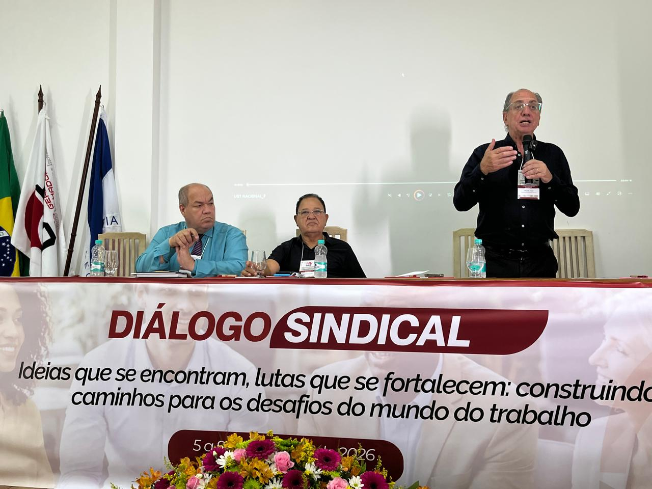 Ricardo Patah destaca desafios do sindicalismo e aponta eleições de 2026 como decisivas em diálogo sindical no Espírito Santo