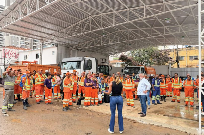 SIEMACO-SP paralisa garagem da CPLU por pagamento de Vale Transporte e melhorias estruturais