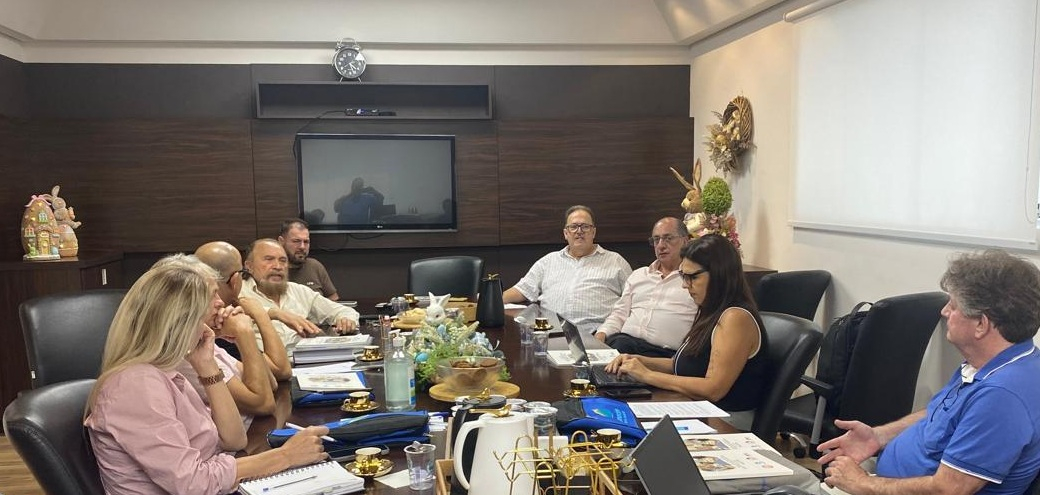 Ricardo Patah participa de reunião no Sindicato dos Comerciários de Joinville