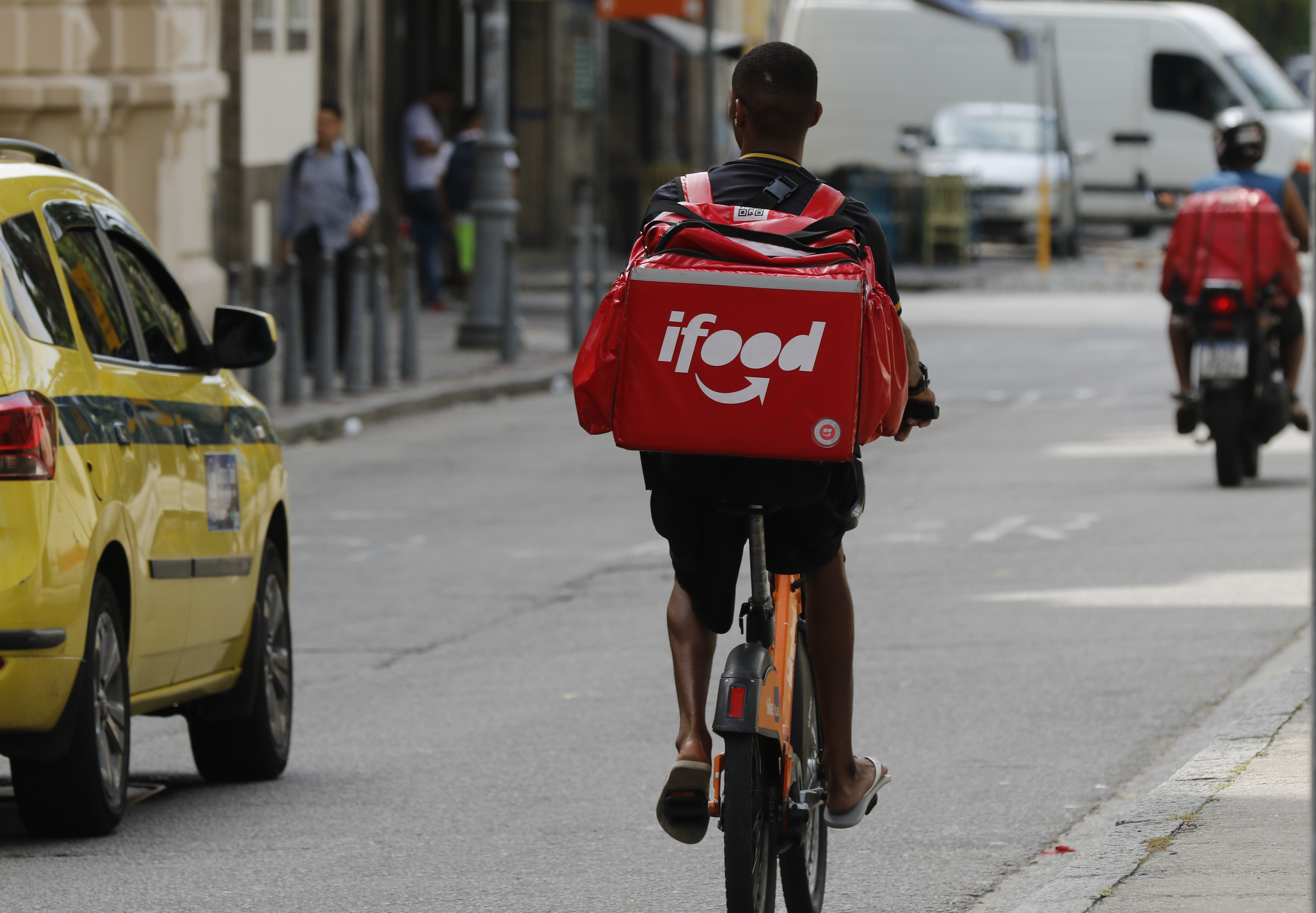 Adicional de periculosidade para motociclistas entra em vigor e amplia proteção a trabalhadores