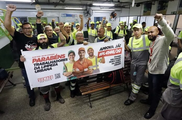 Garis paralisam por aprovação de Piso Nacional