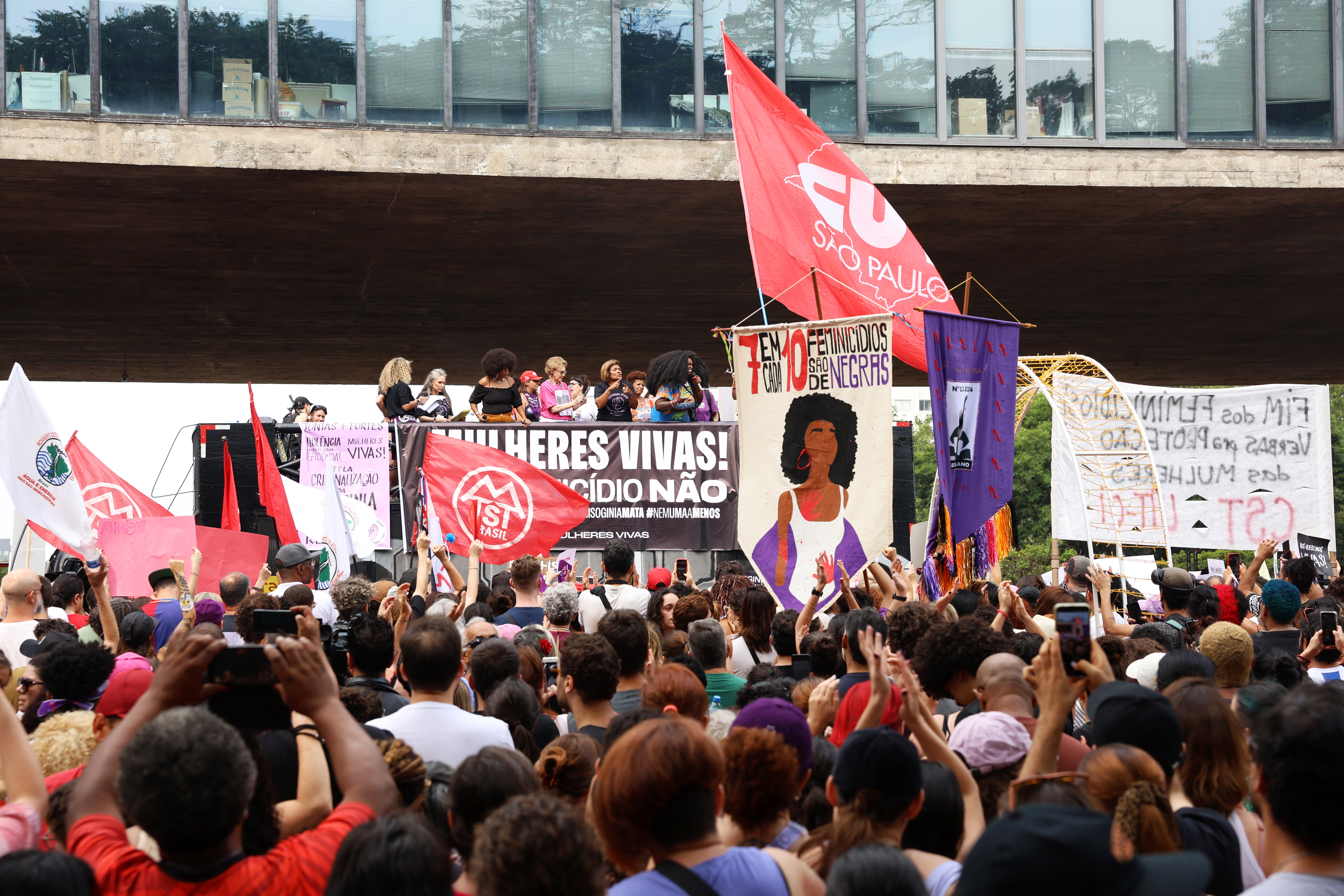 São Paulo tem explosão de feminicídios e aumento da letalidade policial no primeiro trimestre de 2026