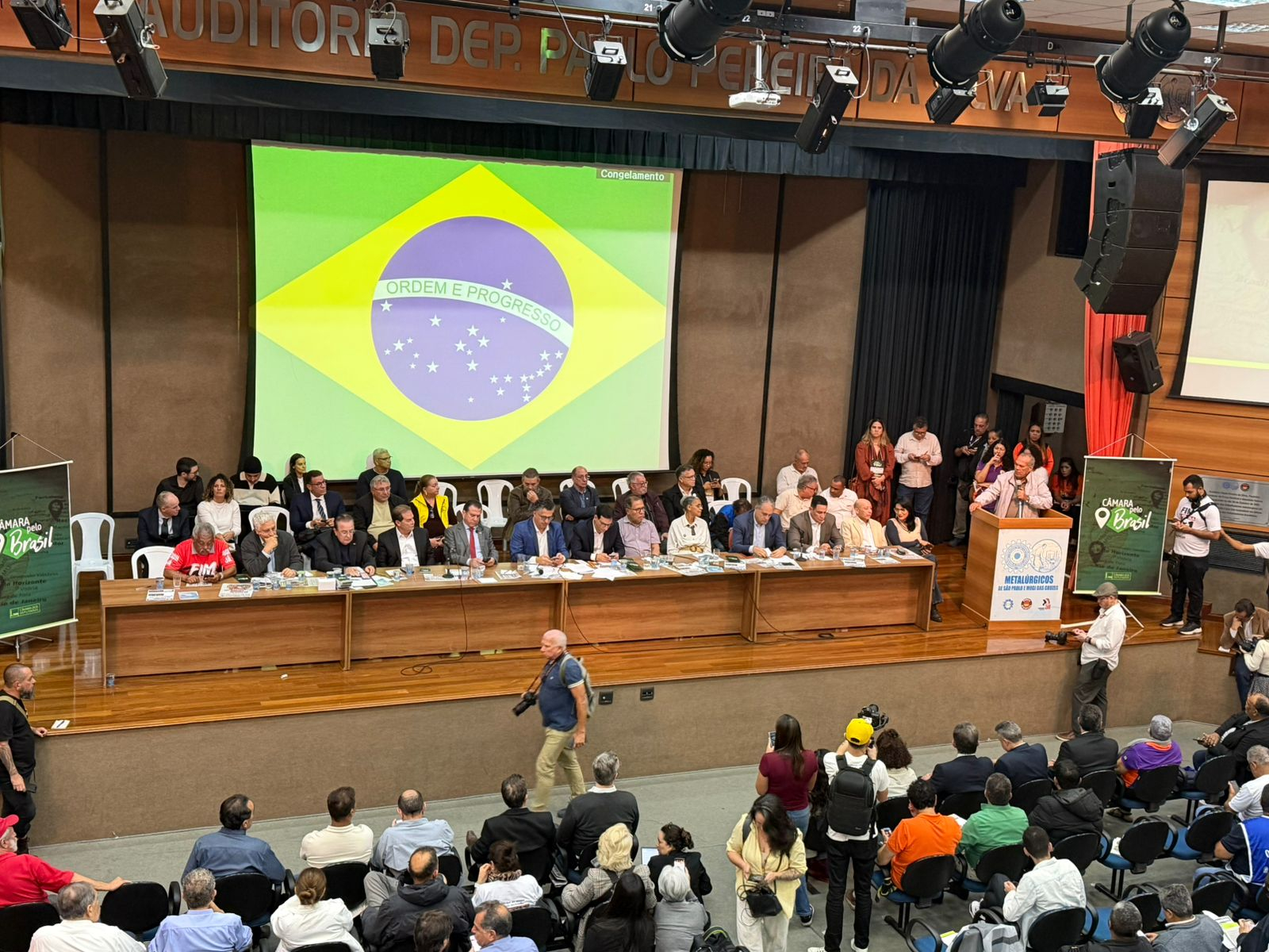 Seminário da Câmara pelo Brasil fortalece mobilização nacional pelo fim da escala 6x1